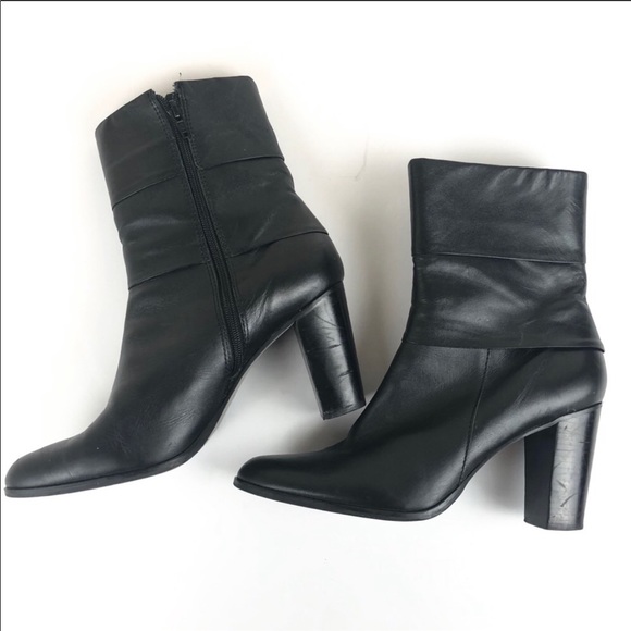 Matisse Shoes - MATISSE black leather heeled boots, size 10